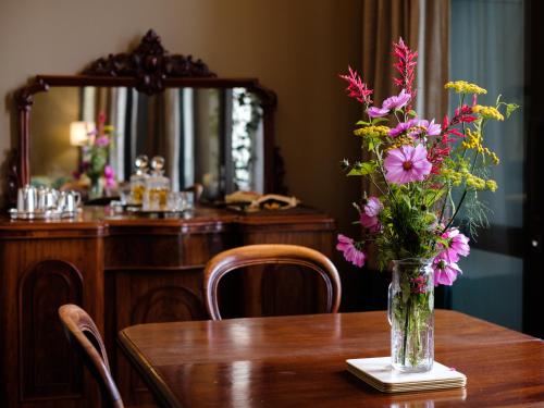 Bell Hill Apartments - Best Hotels in South Island
