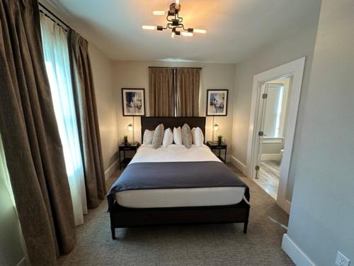 Entire Modern 7 Unit 7 Bath Boutique Inn