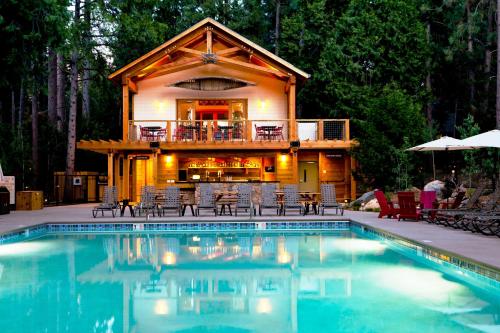 Evergreen Lodge at Yosemite - Best Hotels in California