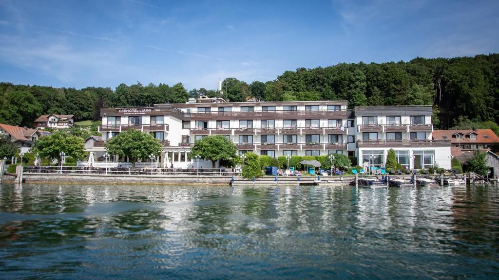 Seehotel Leoni - Best Beach Hotels in Munich