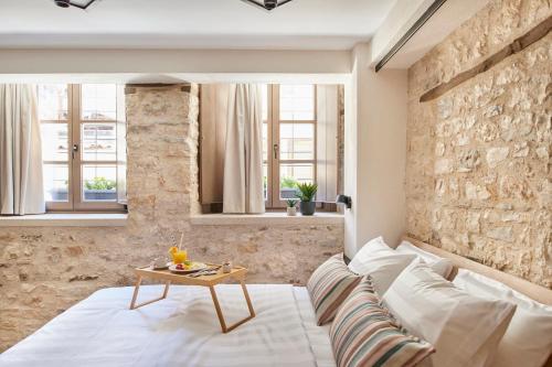 IALNA Boutique Hotel