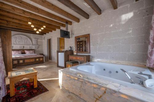 Underground Cave Suites Hotel