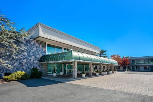 SureStay Plus Hotel by Best Western Brandywine Valley