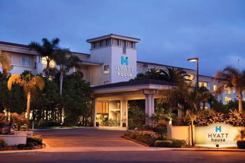 Hyatt House San Diego Sorrento Mesa - Best Hotels with Free Breakfast in San Diego, CA