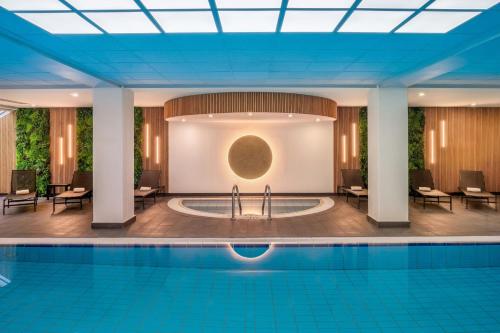 Munich Marriott Hotel - Best Pool Hotels in Munich