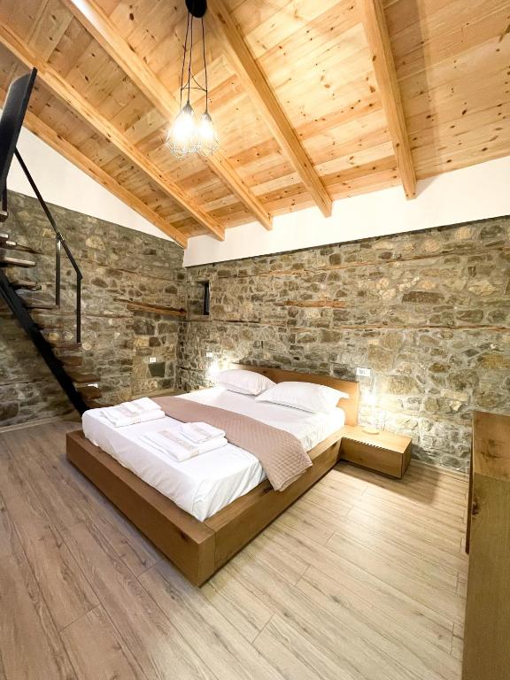 Amalia Hotel - Best Hotels in Berat