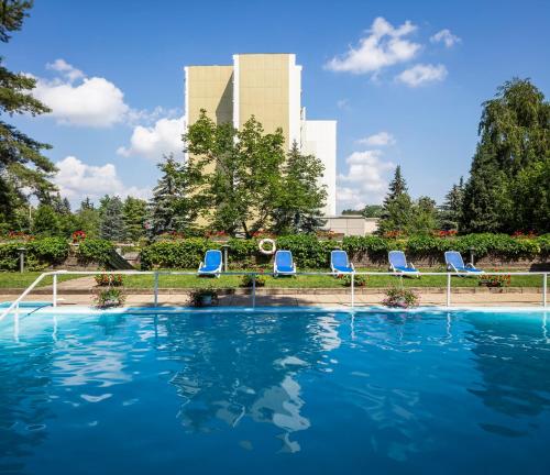 Ensana Thermal Hévíz - Best Pool Hotels in Hungary