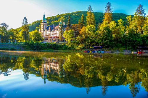 Hotel Palota Lillafured - Best Pool Hotels in Hungary