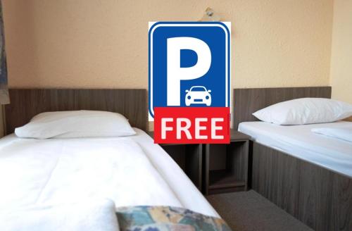 Hotel Berlin - Best Hotels with Free Breakfast in Budapest