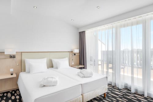 Park Inn by Radisson Sarvar Resort & Spa - All Inclusive - Best Family Hotels in Hungary