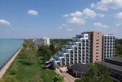 Premium Hotel Panoráma - Best Family Hotels in Hungary