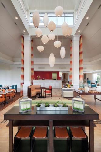 Hilton Garden Inn Montreal Airport - Best Hotels with Airport Shuttle Service in Montreal