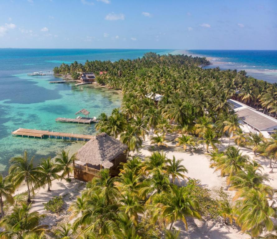 Pelican Beach Resort South Water Caye - Best Hotels in Dangriga