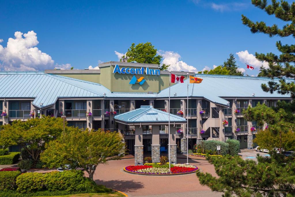 Accent Inns Vancouver Airport - Best Hotels with Airport Shuttle Service in Vancouver, Canada