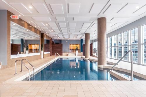 Warwick Le Crystal - Montréal - Best Fitness Hotels in Montreal