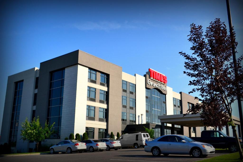 Grand Times Hotel – Aeroport de Quebec - Best Parking Hotels in Quebec City