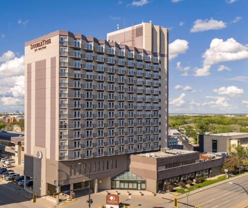 DoubleTree by Hilton Hotel & Conference Centre Regina - Best Fitness Hotels in Manitoba & Saskatchewan