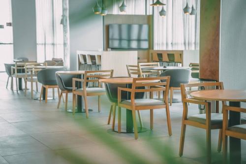AKEN MIND Mérida Hotel - Best Hotels with Free Breakfast in Merida