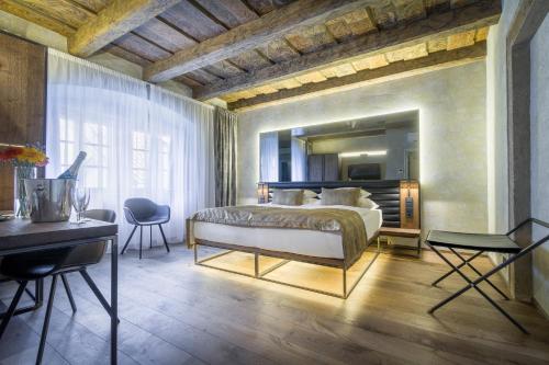Hotel Waldstein - Best Hotels with Free Breakfast in Prague