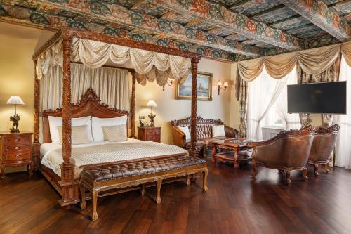 Iron Gate Hotel & Suites Prague by BHG - Best Hotels in Prague