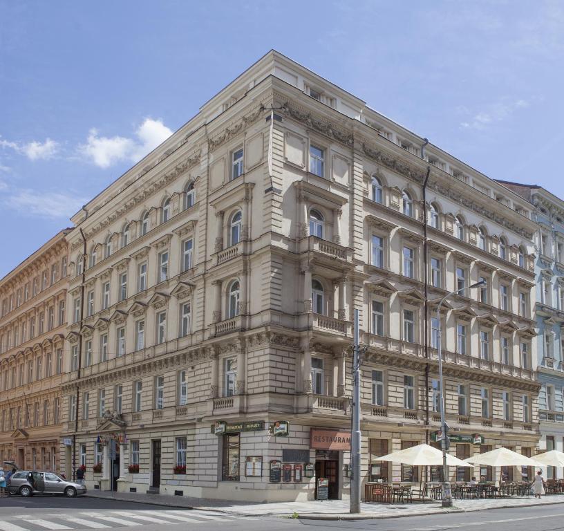 Hotel Atos - Best Parking Hotels in Prague