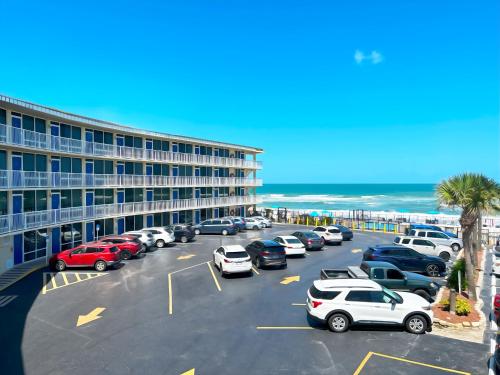 Outrigger Beach Club Resort - Best Hotels in Daytona Beach, FL