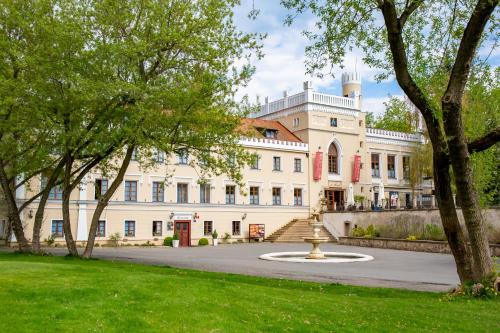 Chateau St. Havel - Wellness Hotel - Best Parking Hotels in Prague