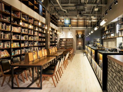 LAMP LIGHT BOOKS HOTEL fukuoka - Best Hotels Kyushu