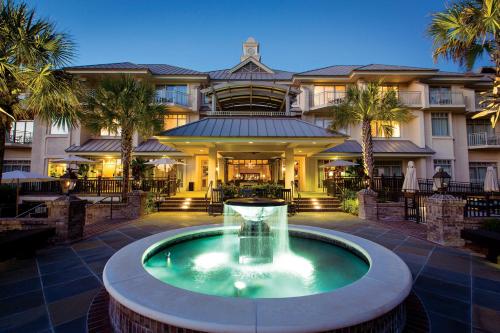 Inn and Club at Harbour Town