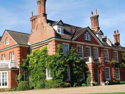 The Norfolk Mead Hotel - Best Hotels in Norfolk