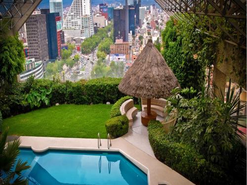 Sevilla Palace - Best Parking Hotels in Mexico City