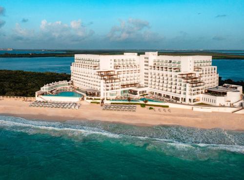 Sun Palace - All Inclusive Adults Only - Best Hotels with Free Breakfast in Cancun