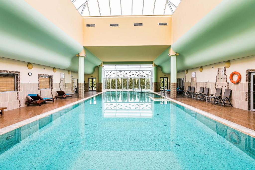 Hotel Savannah - Best Pool Hotels in Czechia