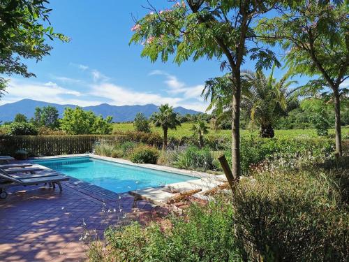 Clos Des Aspres - Best Hotels in Pyrenees-Orientales