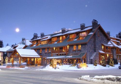 Fox Hotel and Suites - Best Pet-Friendly Hotels in Banff
