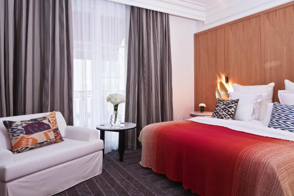 Hôtel Vernet Champs Elysées Paris - Paris Hotels with Parking
