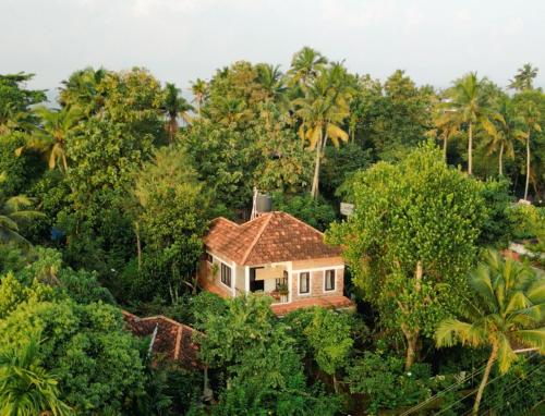 Villa Akasa - Best Hotels in Kerala