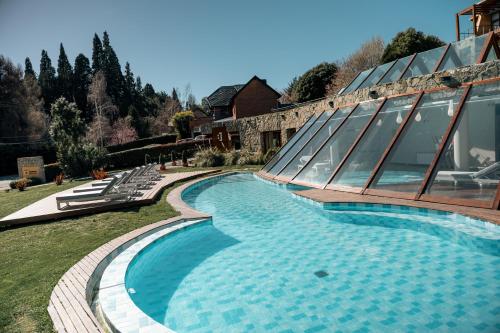 Rochester Bariloche Suites & Spa