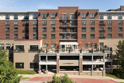 Courtyard by Marriott Saratoga Springs - Best Business Hotels in Saratoga Springs, NY