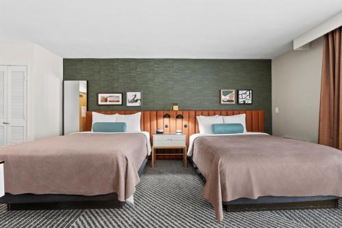 Royal Palace Westwood Hotel - Best Hotels with Free Breakfast in Los Angeles, CA