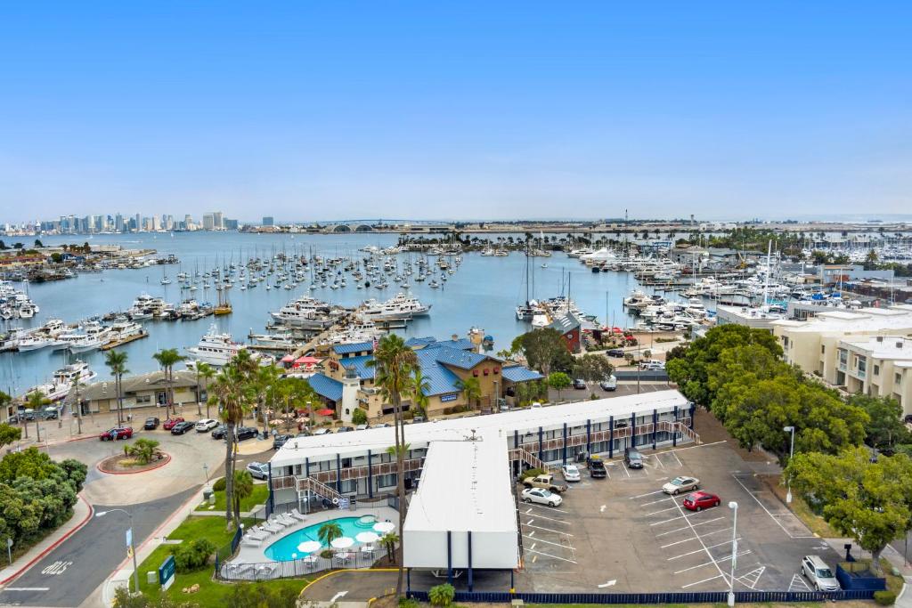 Sea Harbor Hotel - San Diego - Best Beach Hotels in San Diego, CA