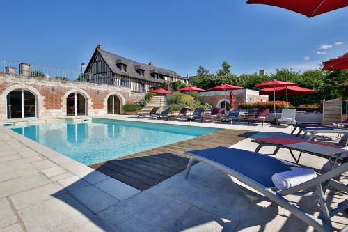 Demeures & Châteaux Hôtel Domaine le Clos des Fontaines - Best Hotels in Normandy