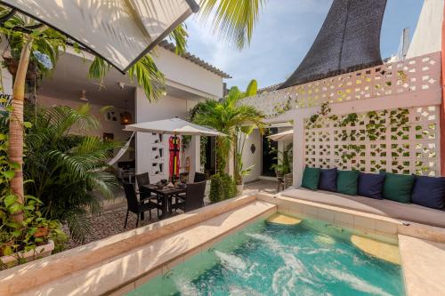 Casa Moraira - Hotels with Pools in Cartagena
