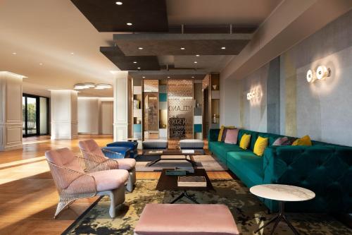 Sheraton Milan San Siro - Best Pool Hotels in Milan
