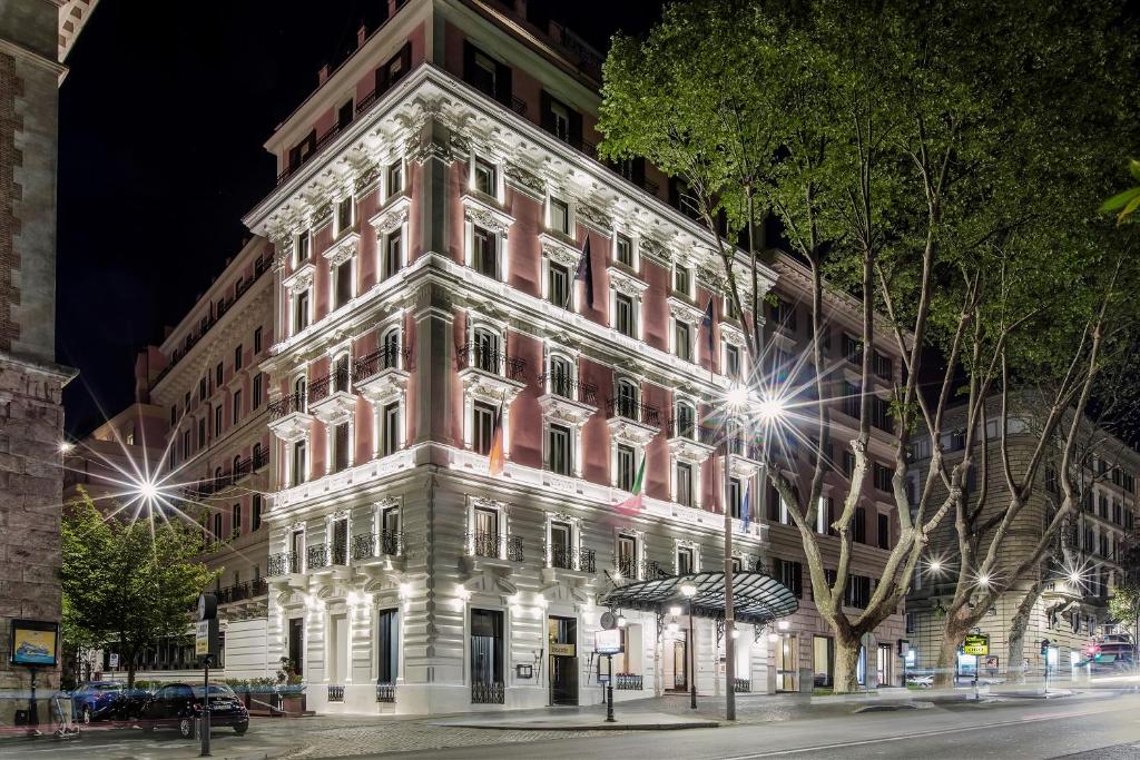 Baglioni Hotel Regina - The Leading Hotels of the World - Best Hotels in Rome for Couples