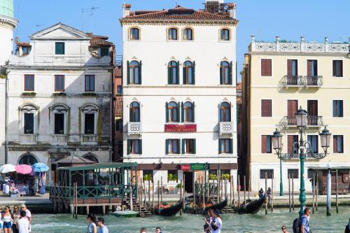 Hotel Antiche Figure - Best Hotels in Venice