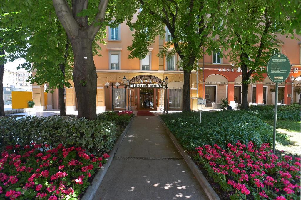 Zanhotel Regina - Best Hotels with Free Breakfast in Bologna