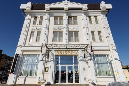 Bristol Hotel