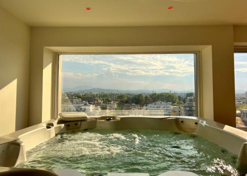 National Hotel - Best Pool Hotels in Rimini