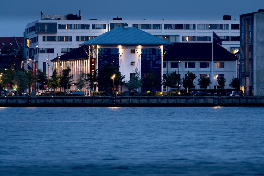 Pier 5 Hotel - Best Hotels in Aalborg